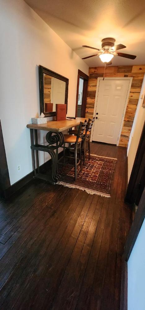 Hootie Creek Guest House